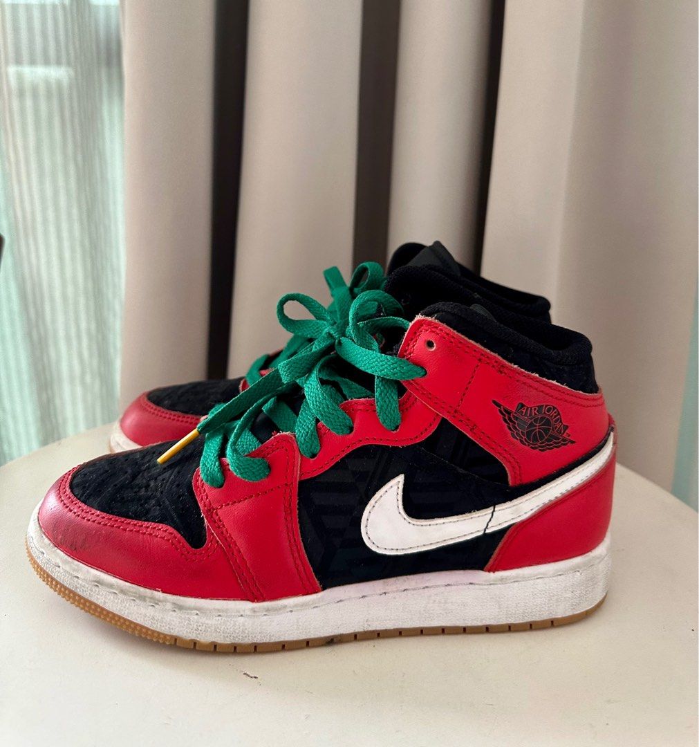 jordan 1 mid 4y