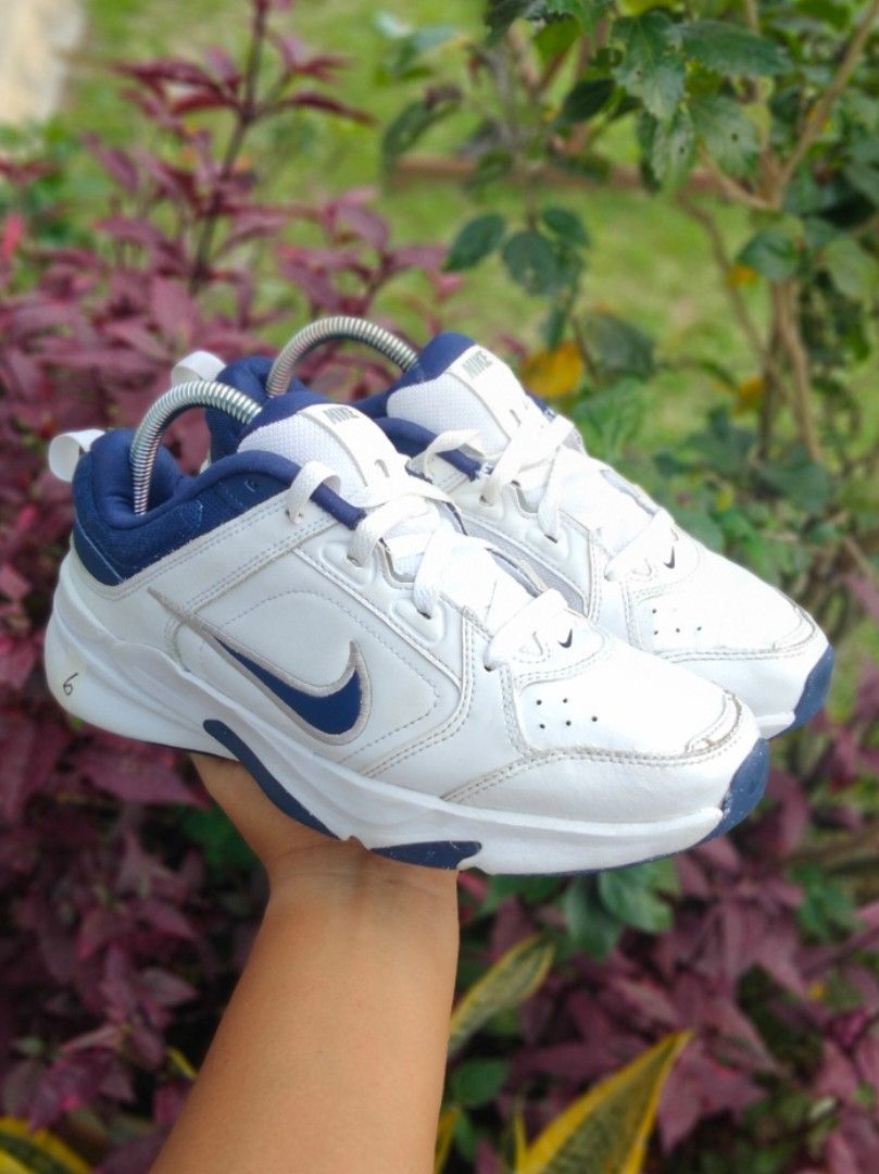 Nike air monarch sizing hot sale