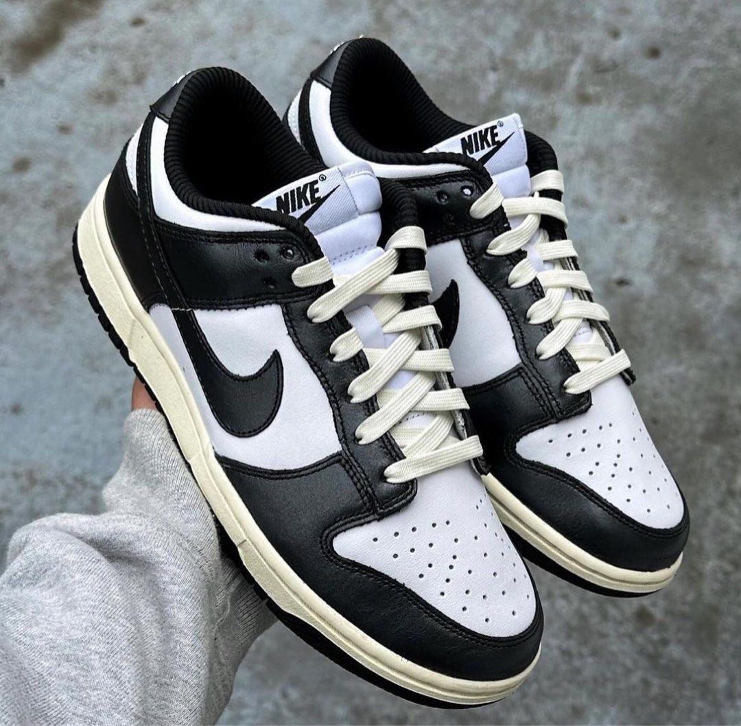 Nike Dunk Low Vintage Panda