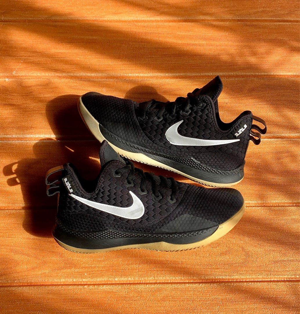 Men's nike on sale lebron witness 3