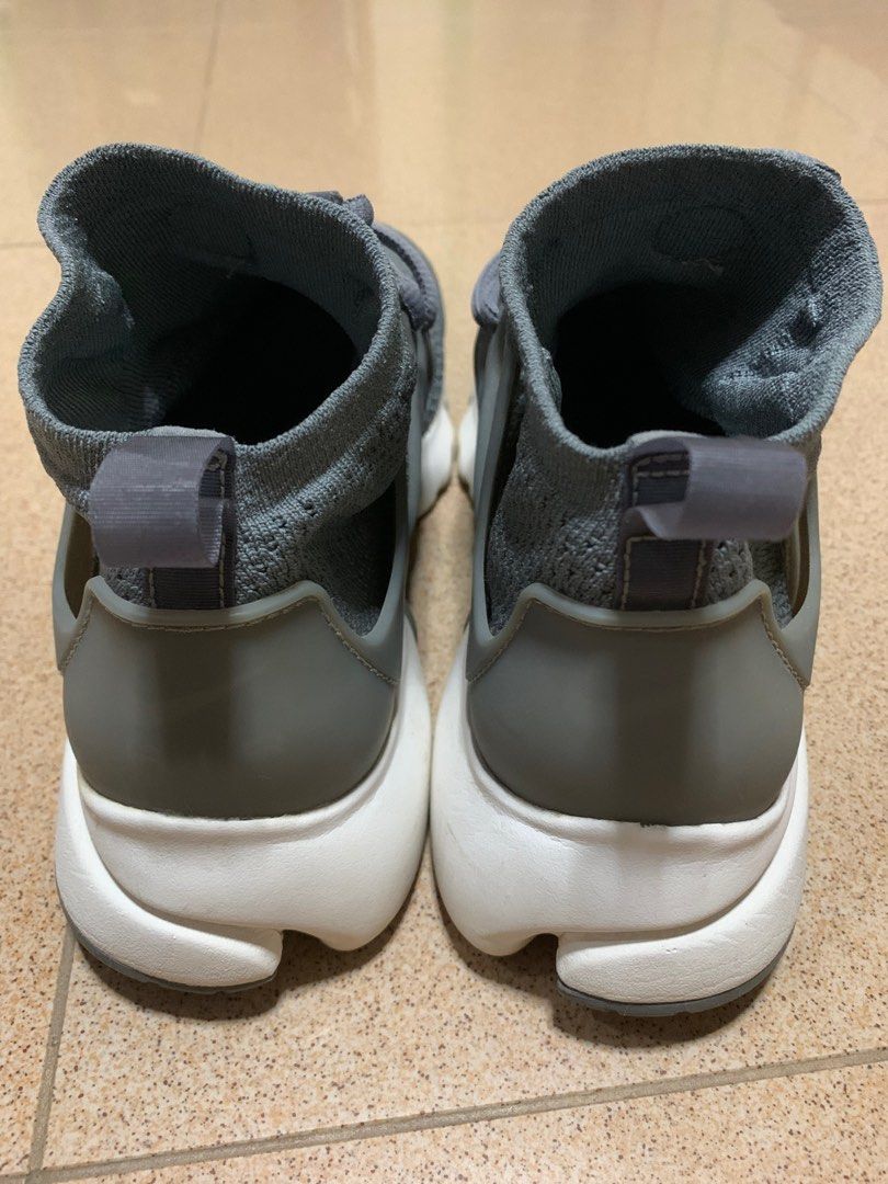 Nike Presto Ultra Flyknit (Category: Sneakers) located in Mabini. Submitted by MariaD (Listing ID 1264576337, Image 2). Description: Used but still in good condition! Sobrang ganda pa nito. No box. Size US 7.5 / UK 5 / EUR 38.5 / 24.5 cm.