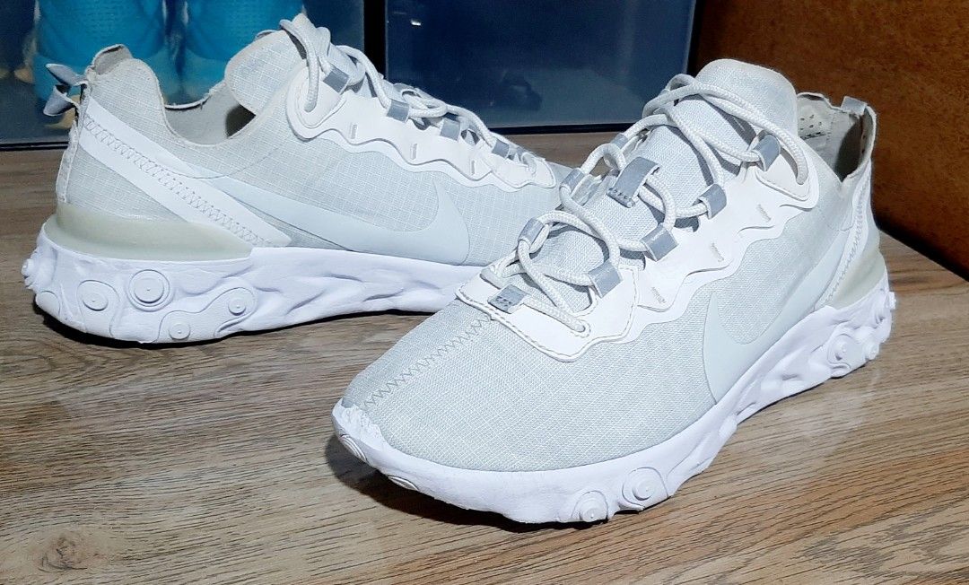 Triple white online nike element