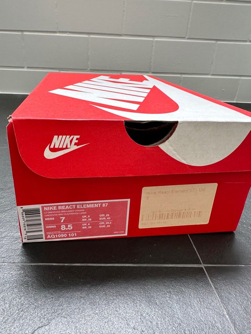 Nike React Element 87 (Category: Sneakers) located in Singapore. Submitted by doristey (Listing ID 1264490792, Image 2). Description: .