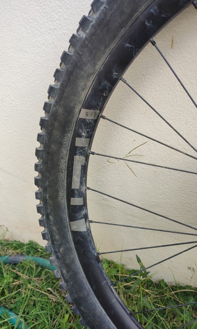 Nukeproof 2025 horizon 27.5