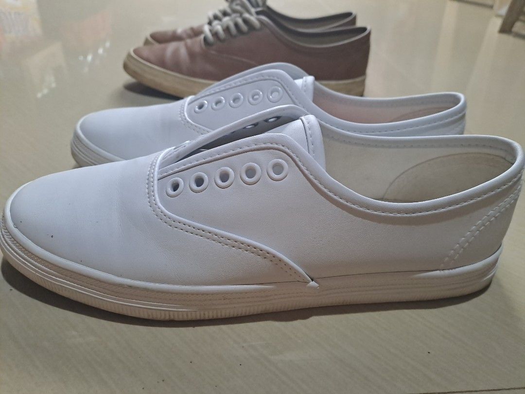 City sneaks payless store
