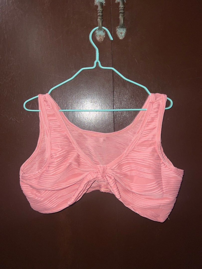 Pink Bikini Top Swimsuit Plus Size (Category: Bikinis & Swimsuits) located in Subic. Submitted by declutterwmeeeee (Listing ID 1264515226, Image 1). Description: Bikini top with both padding Size: up to 2XL Color: Pink/Mauve RFS: wrong size LP: ₱180.