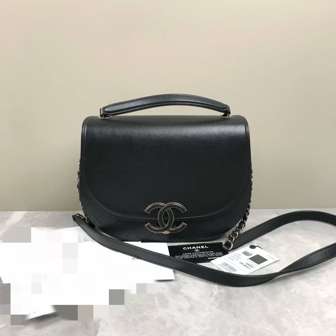 PRE-ORDER] Preloved Chanel Cuba Seasonal Bag. Serial 23. 23*16cm., Luxury,  Bags & Wallets on Carousell