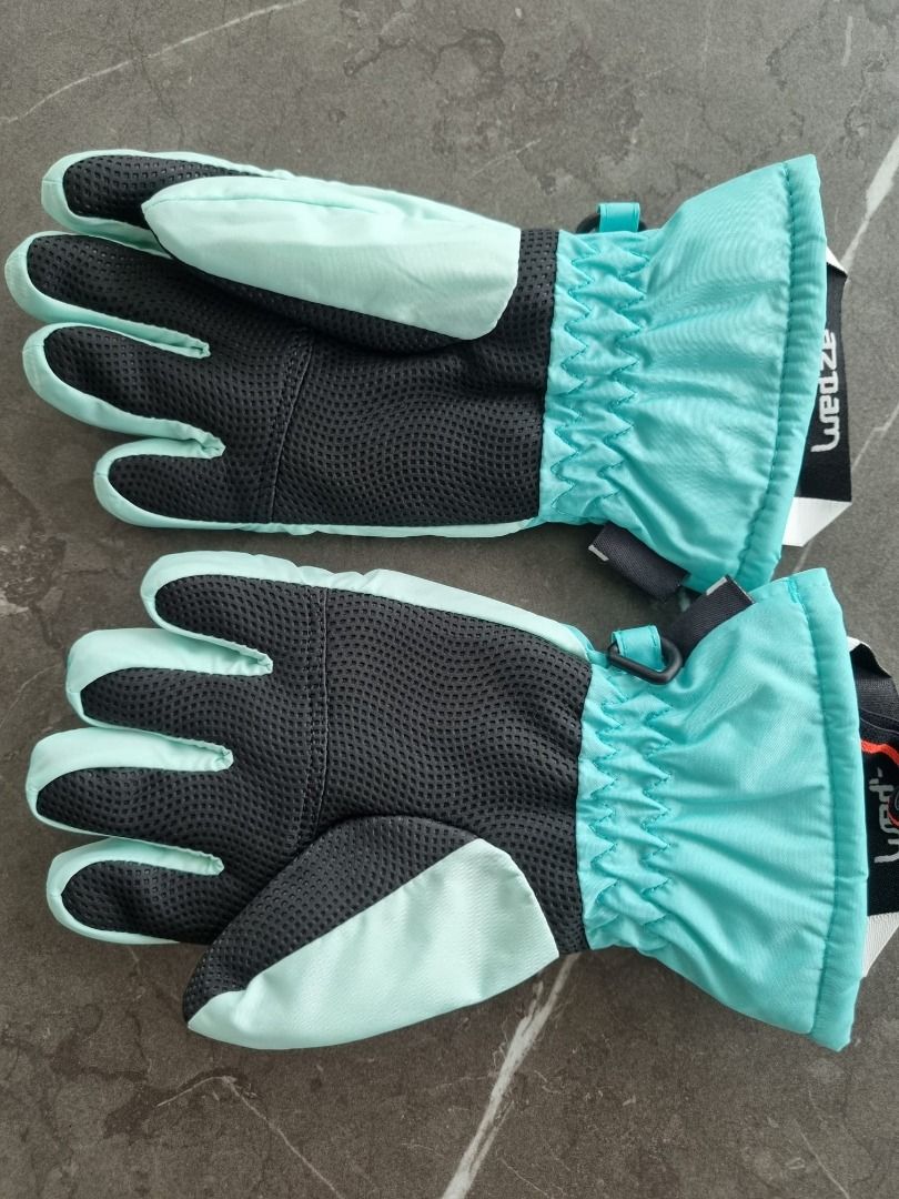 Decathlon sales snow gloves