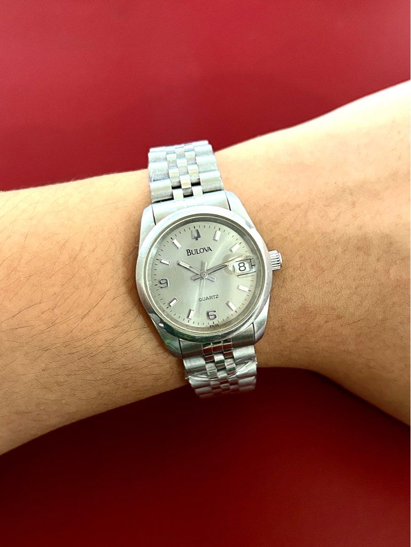 Bulova explorer store