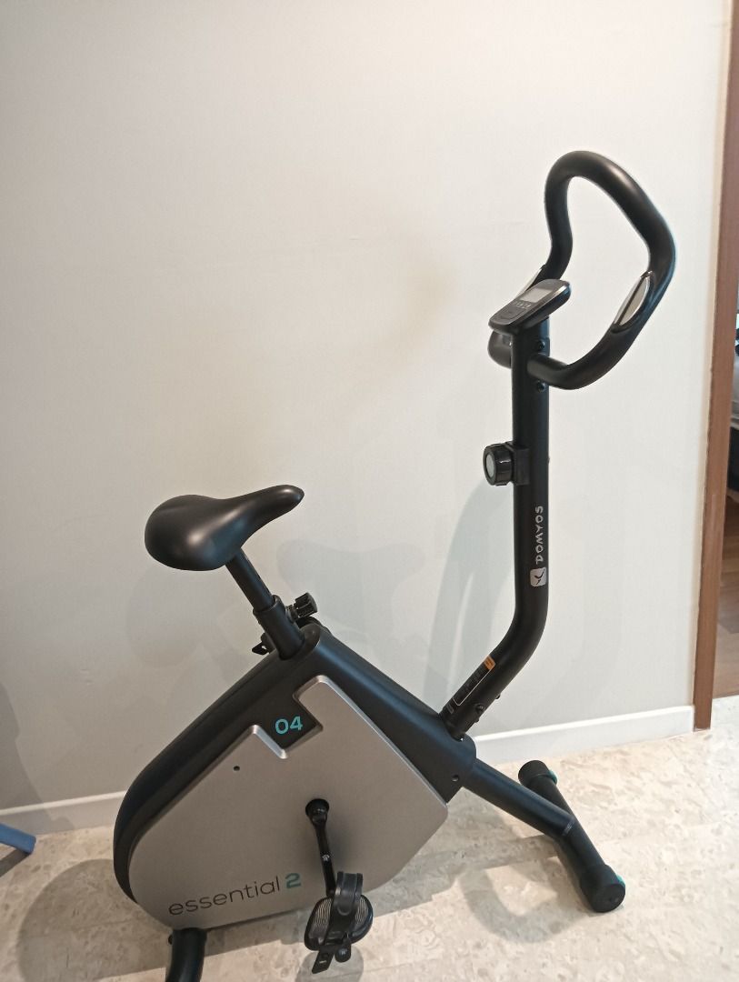 Domyos essential 2 discount bike