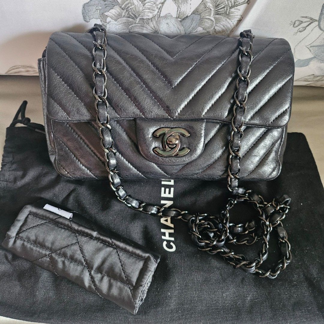Receipt * Like Brand New Chanel Classic Double Flap Black Lambskin with  Black Hardware So Black Edition *Super Limited * Microchip version, Luxury,  Bags & Wallets on Carousell