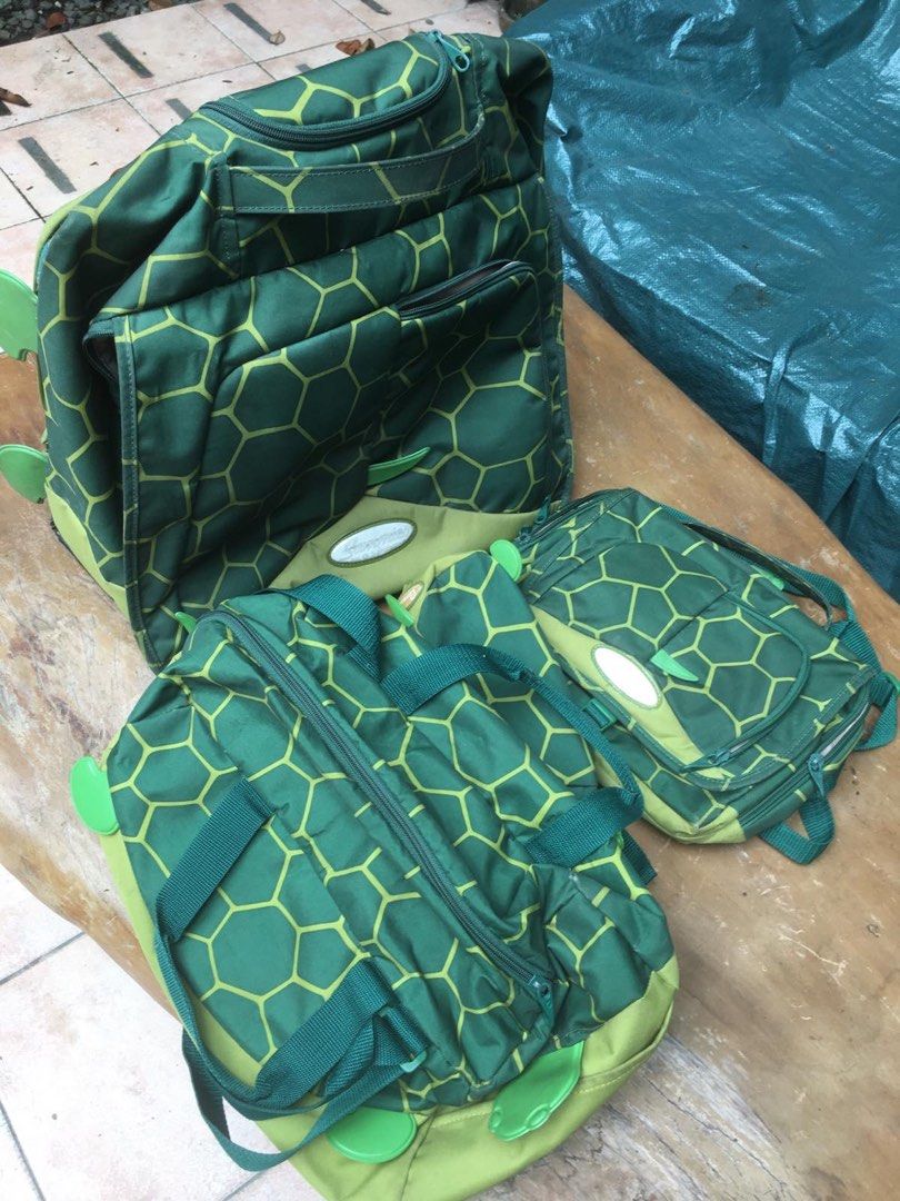 Sammies by Samsonite Turtle Bag Set for Kids (Category: Babies & Kids Fashion) located in Quezon City. Submitted by tishaagba (Listing ID 1264568874, Image 2). Description: PHP899 for full set, can negotiate per piece price.