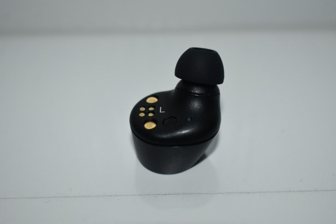 Sennheiser momentum true store wireless left earbud