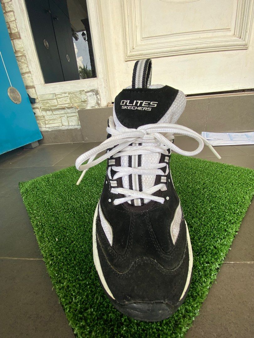 Sunway skechers store