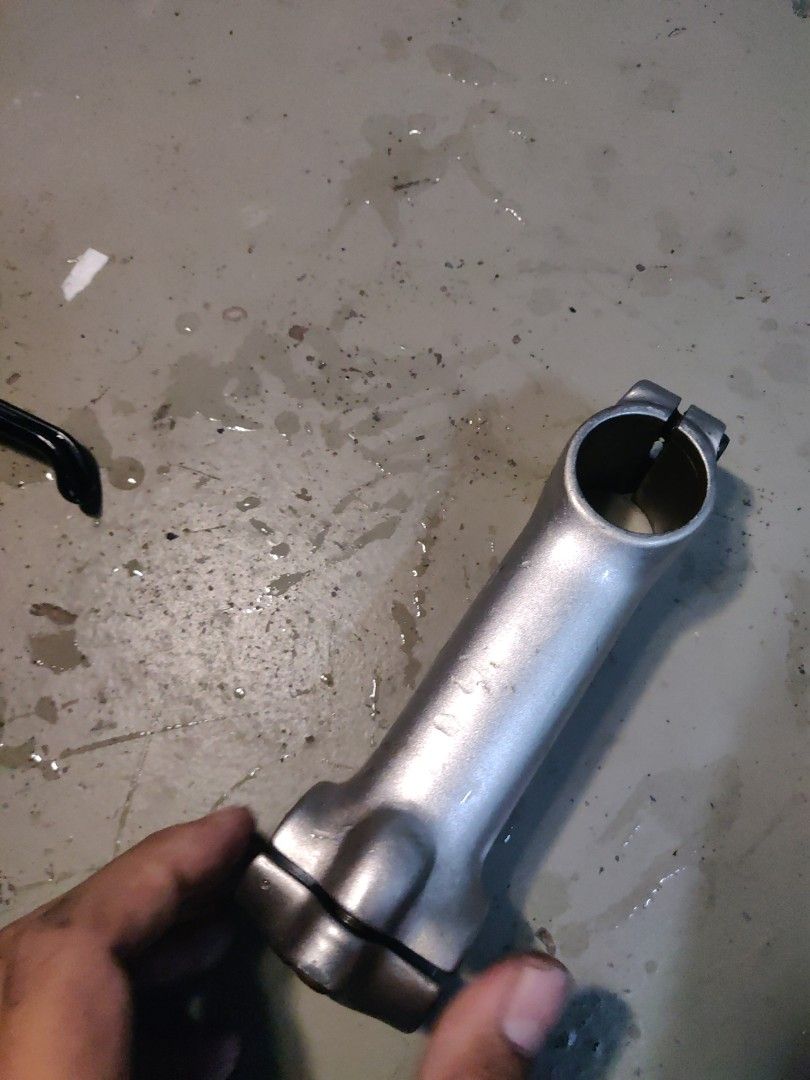 Stem (Category: Parts & Accessories) located in Singapore. Submitted by fawazafeef (Listing ID 1264580085, Image 3). Description: .
