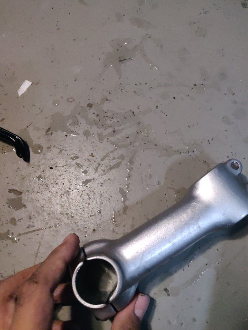 Stem (Category: Parts & Accessories) located in Singapore. Submitted by fawazafeef (Listing ID 1264580085, Image 4). Description: .