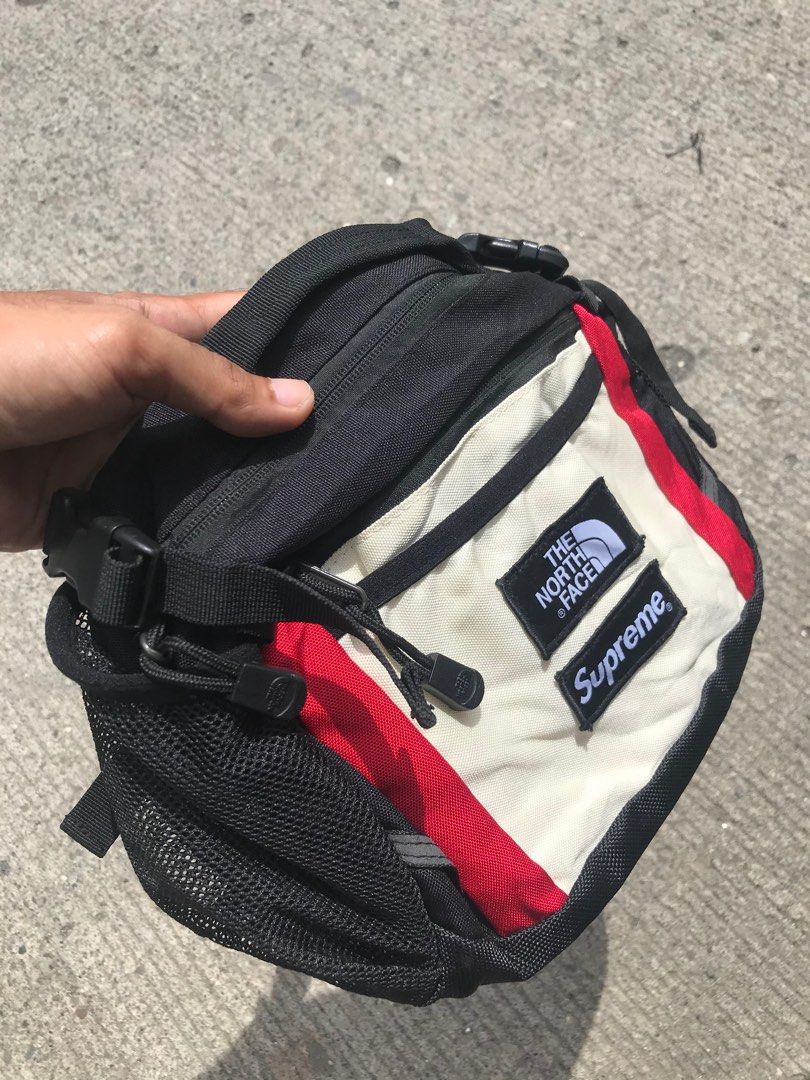 Supreme FW18 x The North Face Expedition Shoulder Waist Bag