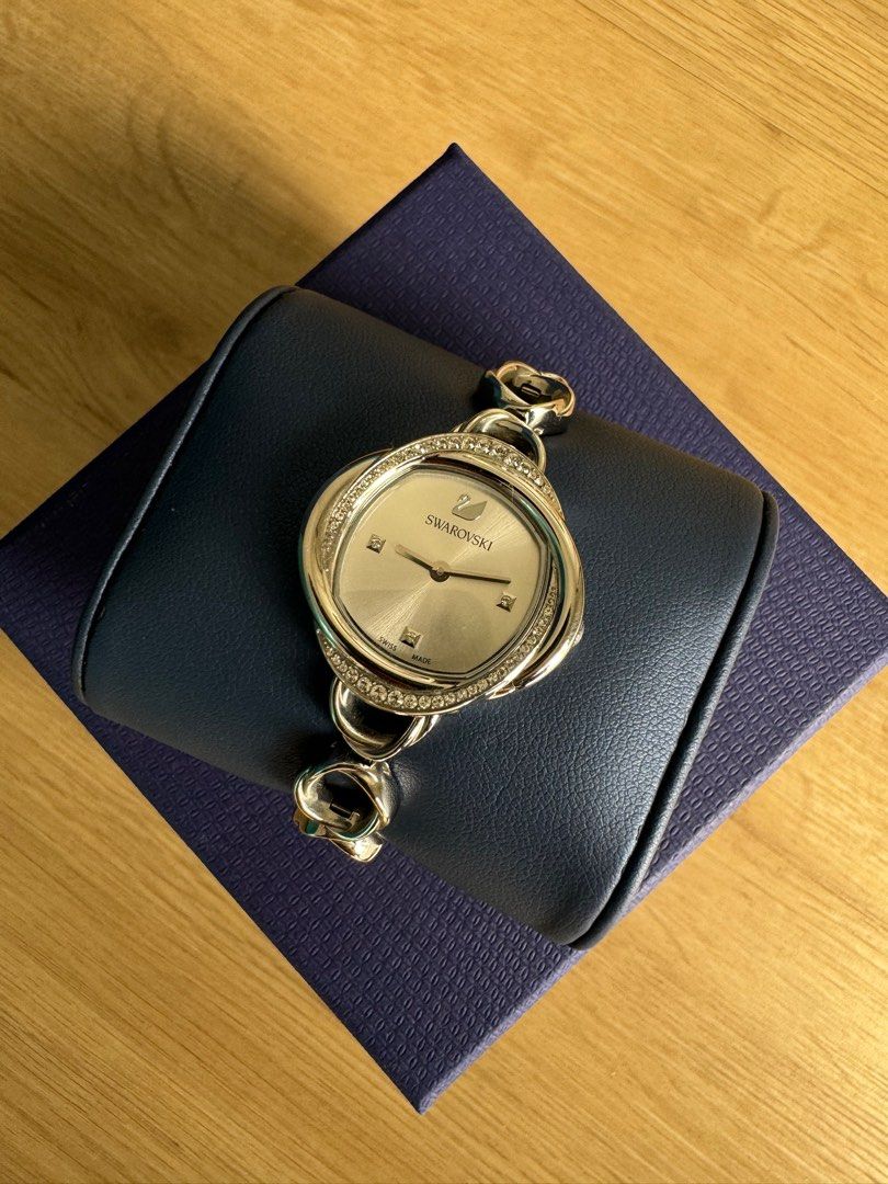 Swarovski store fob watch