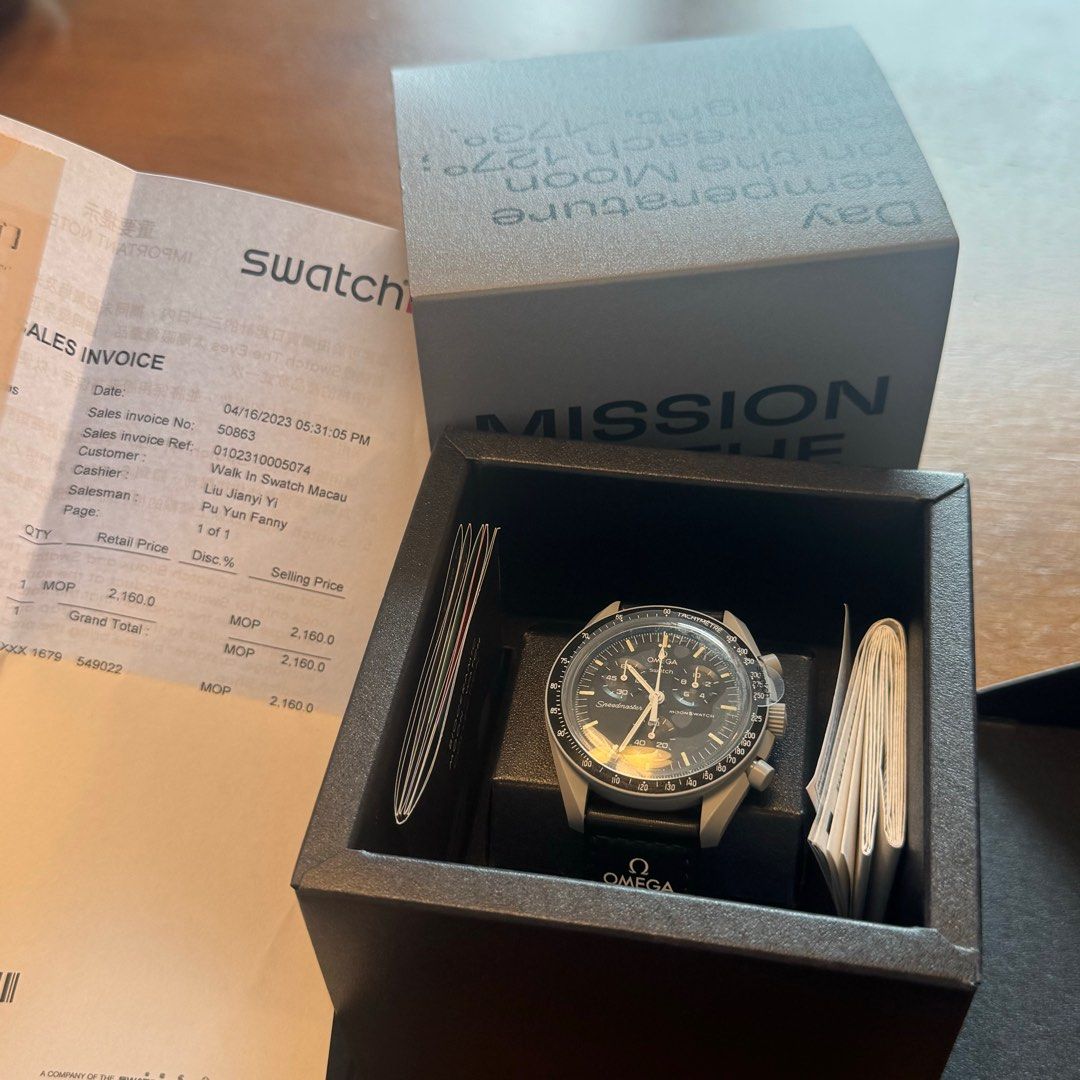 Swatch Omega mission to the moon 全新, 名牌, 手錶  Carousell