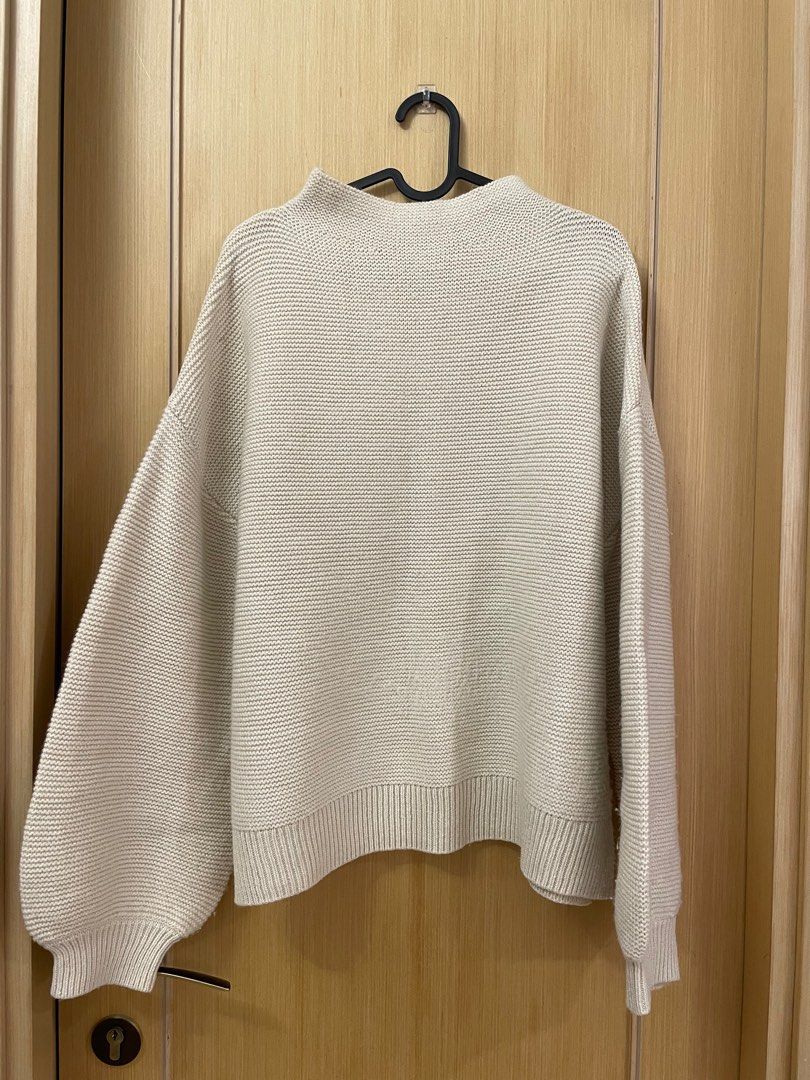Sweater lowrys farm Carousell
