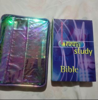 TEEN STUDY BIBLE NIV with carry case