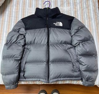 The North Face US size L puffer