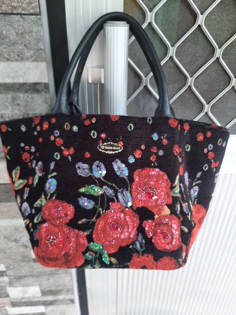 Think Bee Japan bag (Category: Luxury Bags & Wallets) located in Cagayan de Oro. Submitted by bibingka84 (Listing ID 1264616616, Image 1). Description: Think bee floral bag 8x14 inches tapos 8 inches yung lapad nang ilalim fabric plus embroidered yung flower maganda and malinis no flaws maybe signs of storage free sf pm sure buyer .