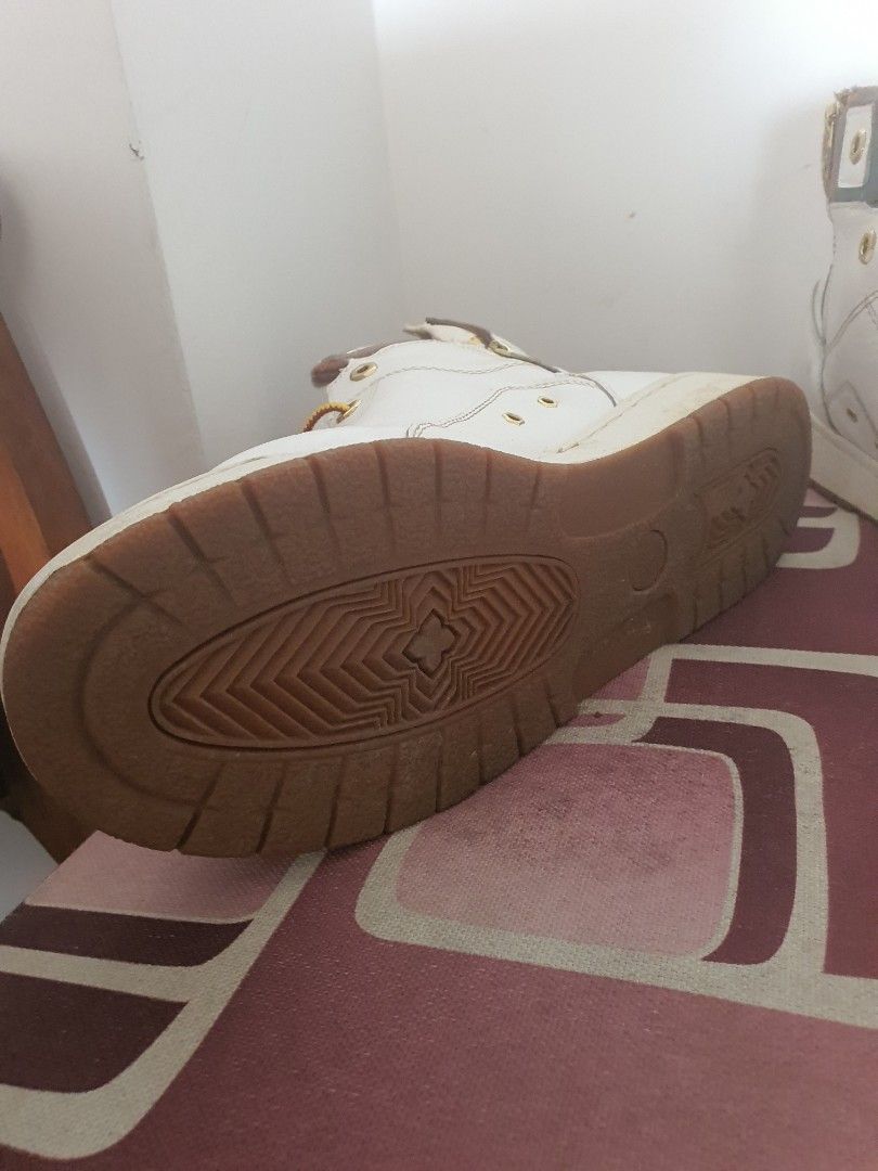 Timberland white boots rare