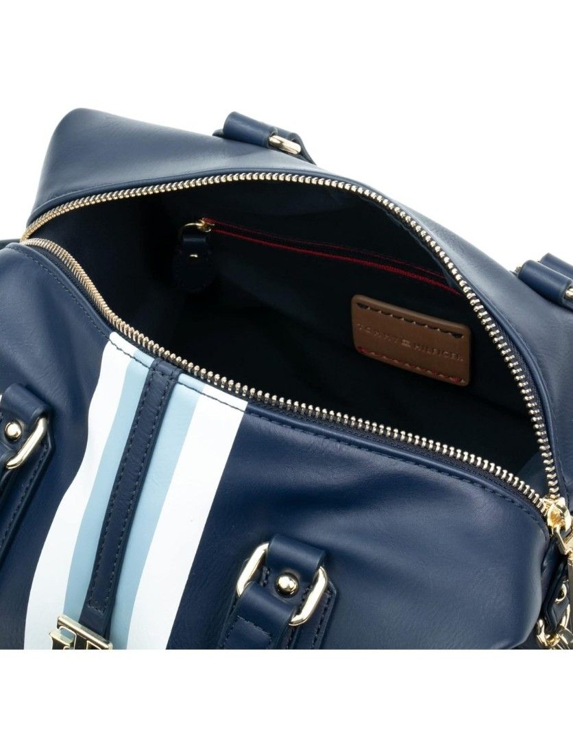 Tommy hilfiger women's sales handbag jaden satchel