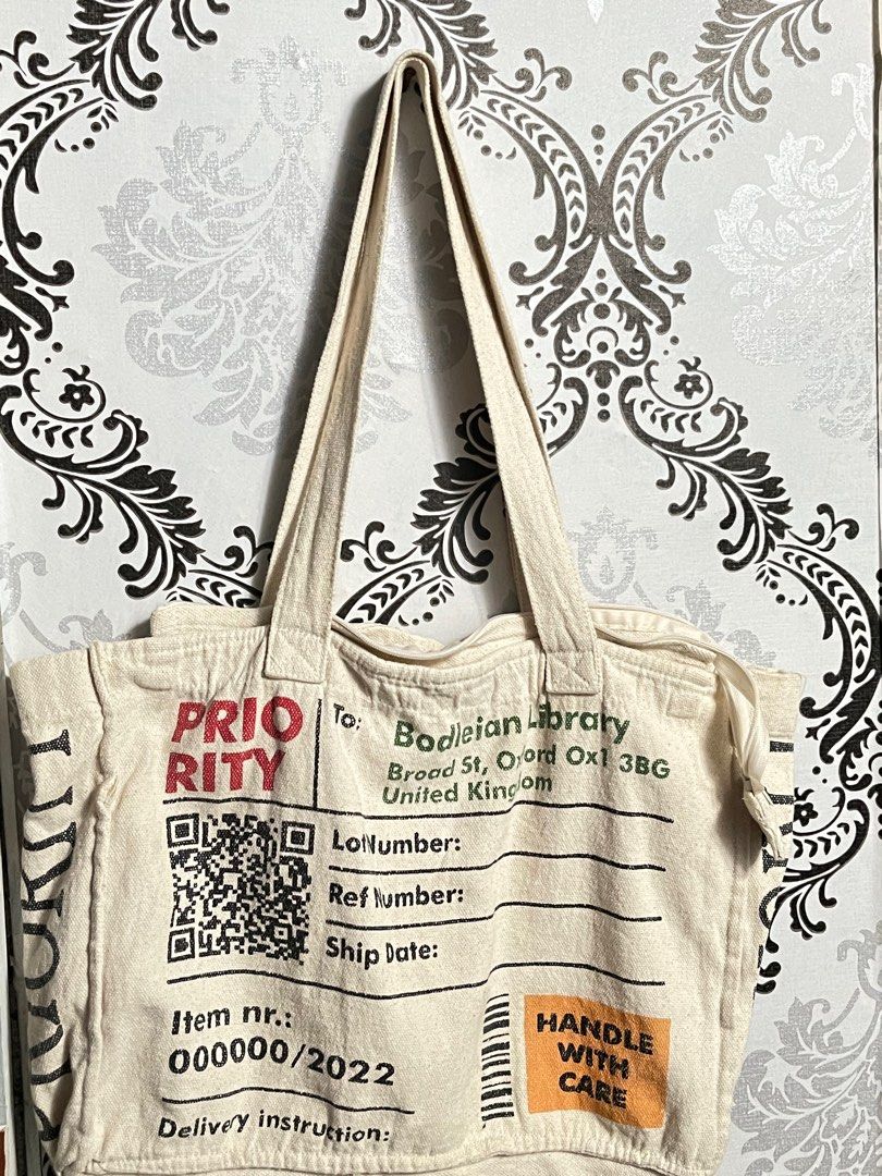 Kain totebag best sale