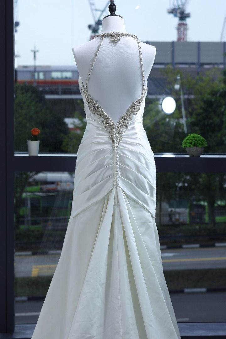 White satin on sale evening dress