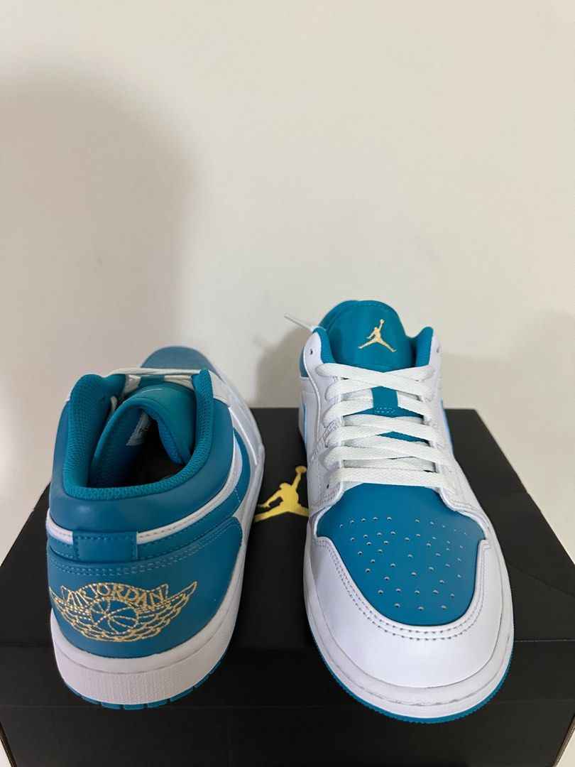 Light blue jordans discount 1