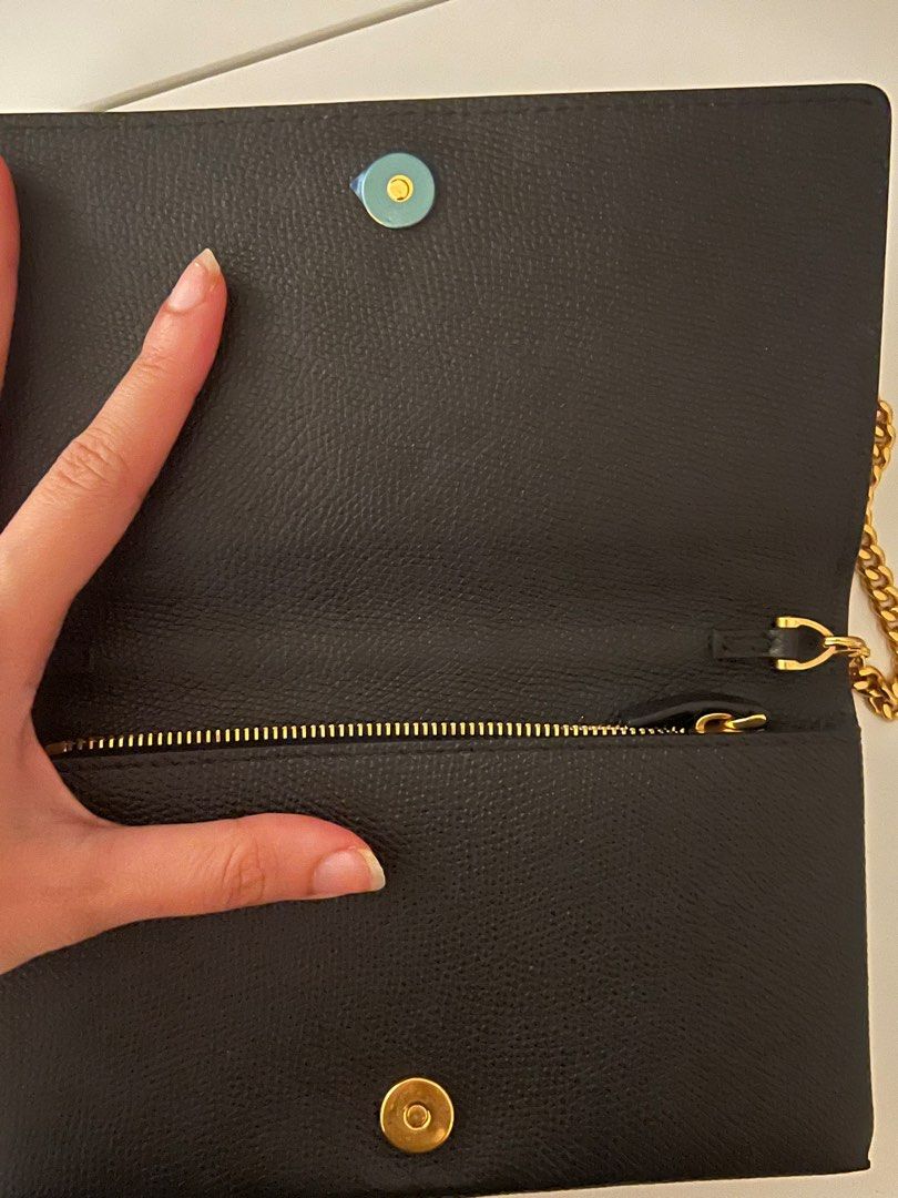 Valentino wallet on chain (WOC) black (Category: Luxury Bags & Wallets) located in Manila. Submitted by mvplovedstuff (Listing ID 1264457846, Image 3). Description: I barely used this. it’s almost brand new. with box :) .