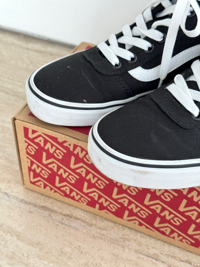 ladies vans top