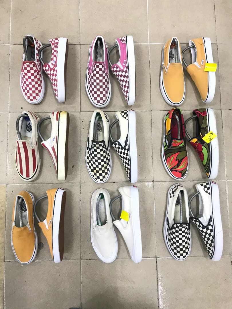 VANS SLIP ON Men s Fashion Footwear Sneakers on Carousell