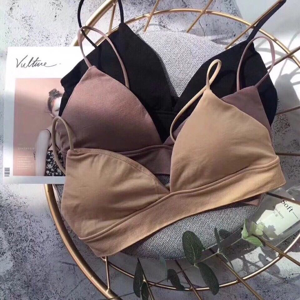 Woman's Bralettle, Women's Fashion, New Undergarments & Loungewear on  Carousell