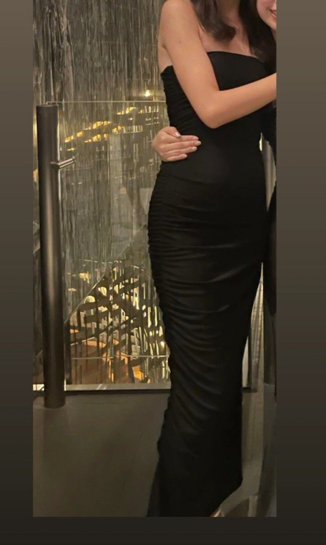 zara black ruched bodycon tube midi dress, Women's Fashion, Dresses & Sets,  Dresses on Carousell