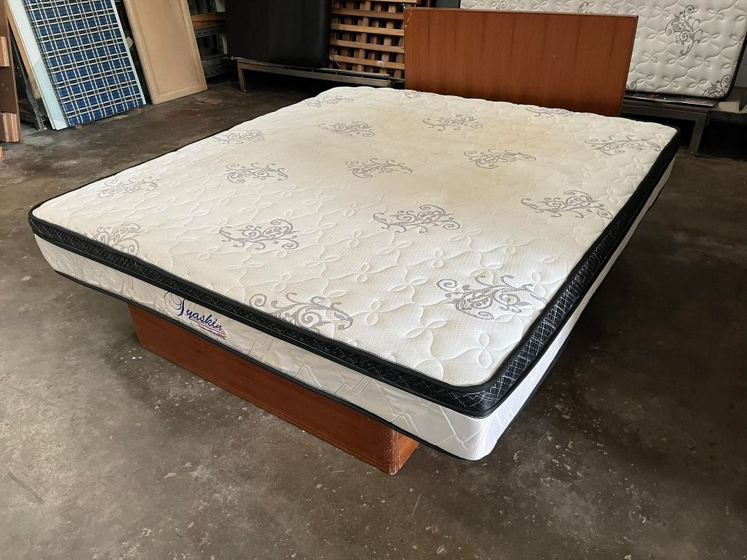 10 Tilam King Mattress Spring with Topper