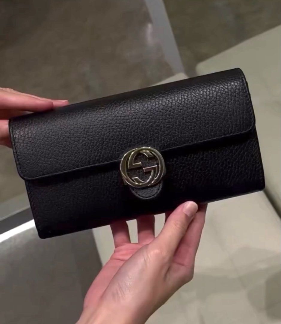 SALE AUTHENTIC GUCCI GG LONG WALLET