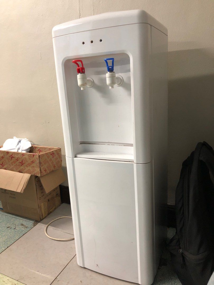 2nd Hand Water dispenser, TV & Home Appliances, Other Home Appliances