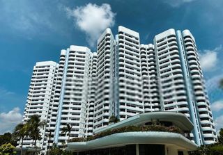 3 Bed Condo for Sale in Mandarin Gardens