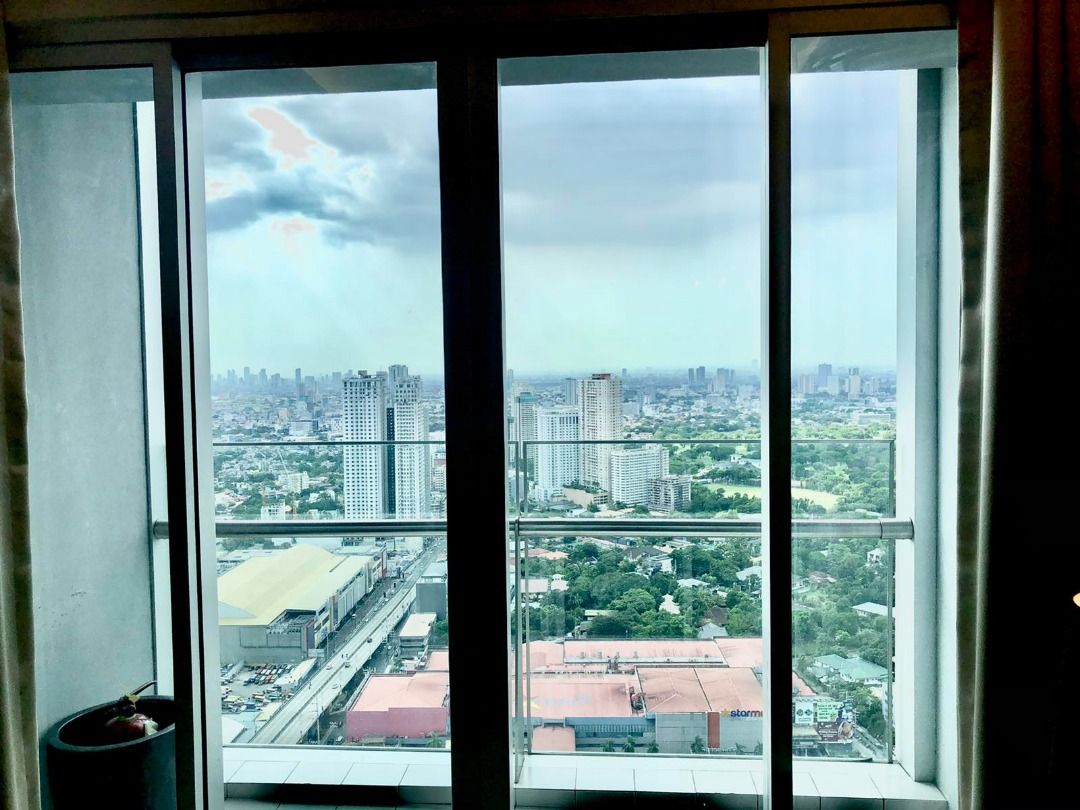 60sqm St Francis Shangrila Place Facing West 1BR Condo for Rent Lease