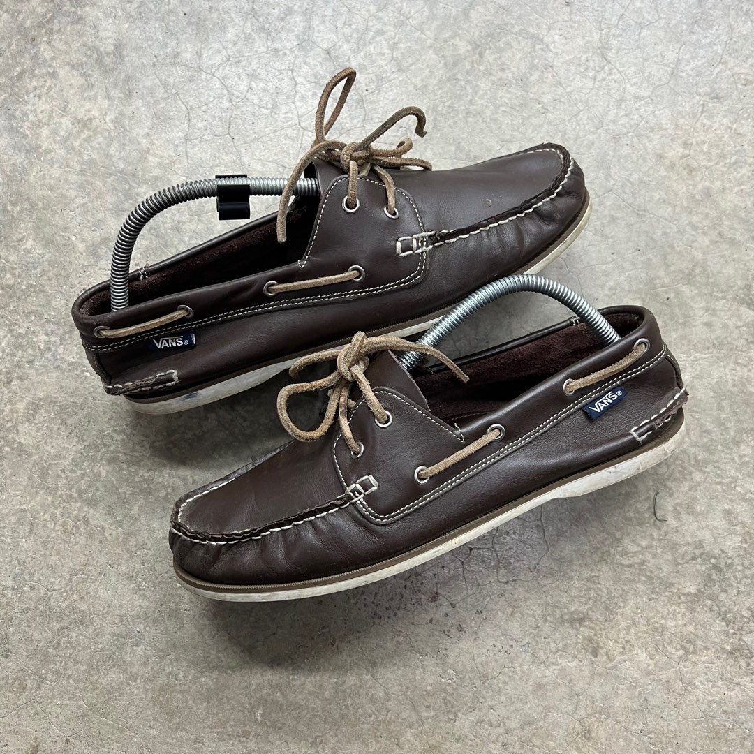 Vans boat shoes uk sale