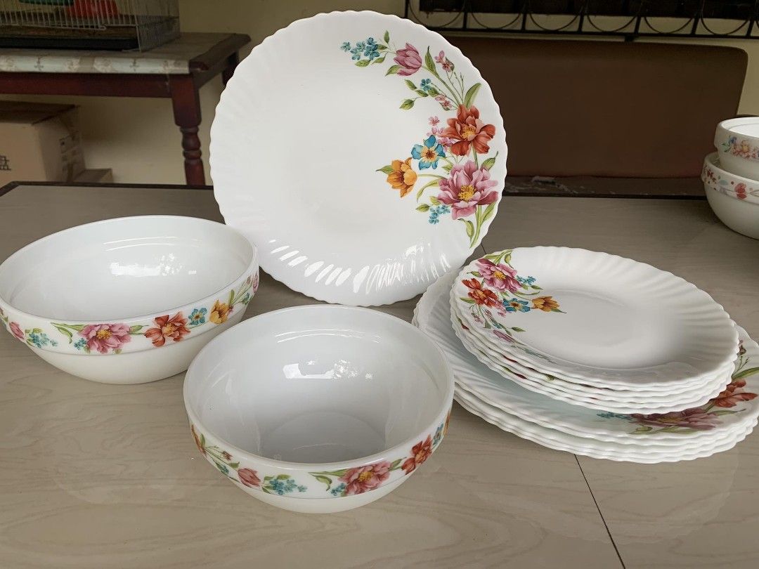 🏵️ OPAL DINNER SET 18PCS 🏵️ (Category: Dinnerware & Cutlery) located in Manila. Submitted by JBAL.GEN.MDSE (Listing ID 1264637966, Image 2). Description: 🏵️ OPAL DINNER SET 18PCS 🏵️ - 6pc Dinner Plates - 6pc Dessert Plates - 6pc Bowl ( 3pc 6" , 3pc 7" ) 🏵️ ₱ 1,700.00 ONLY 🏵️.