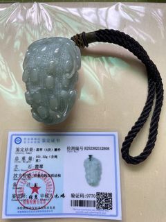 天然翡翠A貨/緬甸玉手把件苦瓜，苦盡甘來掛件