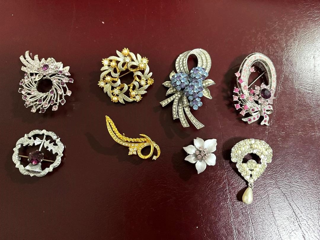 Accessorize brooches clearance