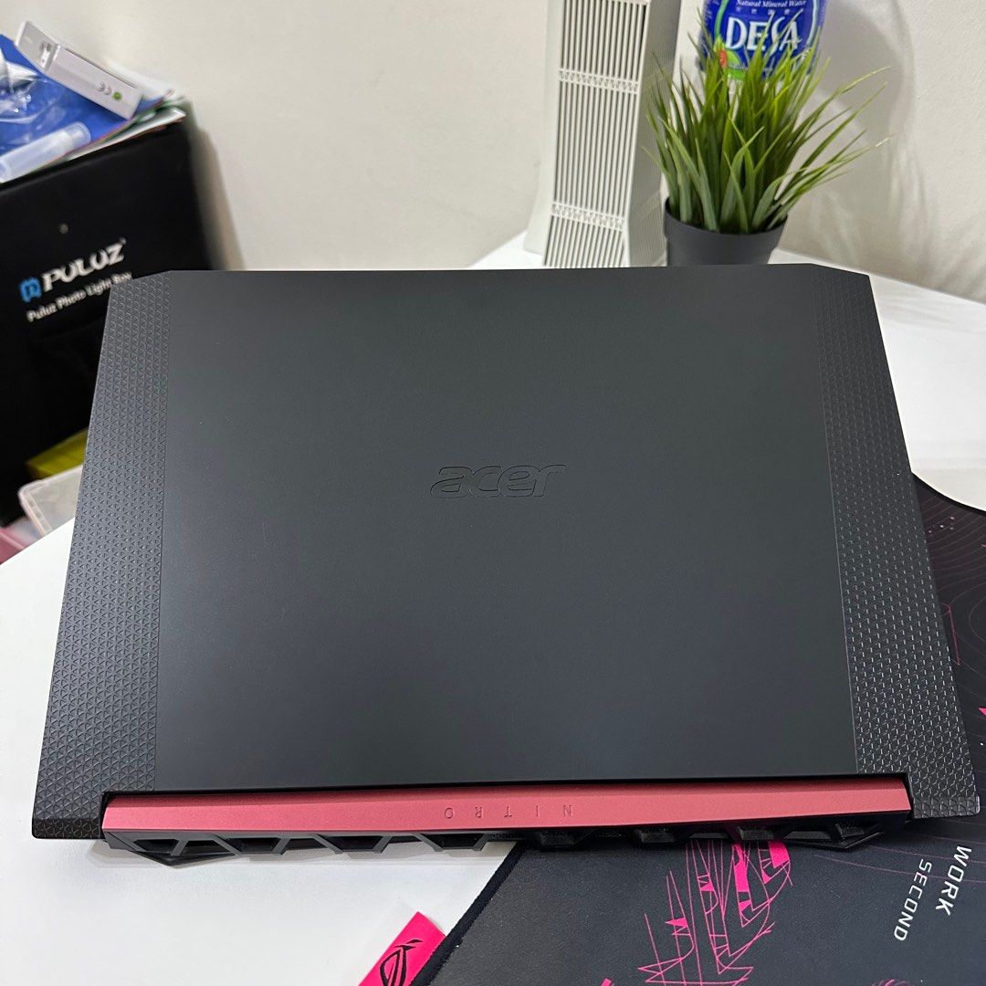 Acer nitro 5 9300h online gtx 1650