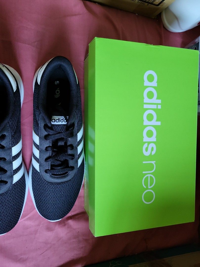 adidas LITE RACER