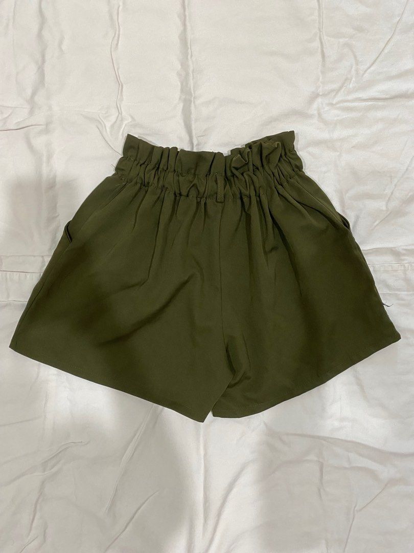 Army green cheap flowy shorts