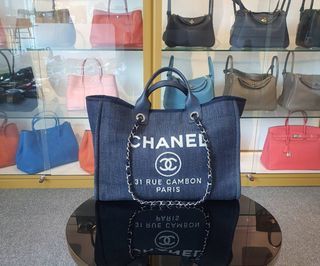 Chanel Tote 2018 - 8 For Sale on 1stDibs  chanel deauville tote 2018, chanel  tote bag 2018